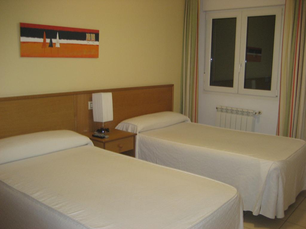 Pension Residencia Caola Arteixo Szoba fotó